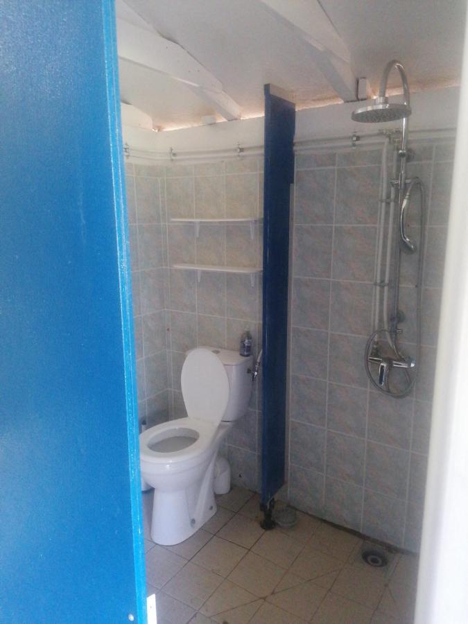 Emplacement Tente Camping Car Saint-Aubin-de-Nabirat Dış mekan fotoğraf